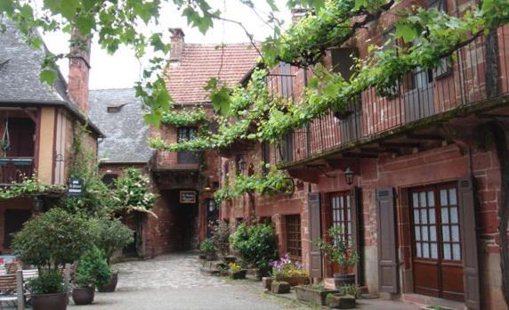 Le Prieure Bed & Breakfast ซุยแยค ภายนอก รูปภาพ